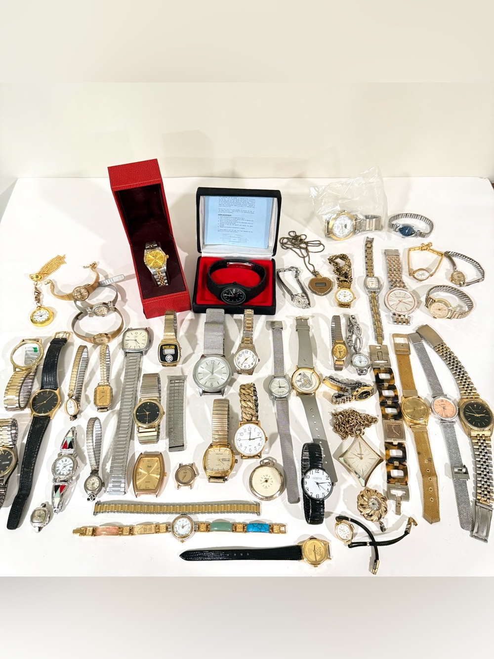 Vintage Men’s & Women’s Watch Lot For Repair Broken For Parts Timex Citizen